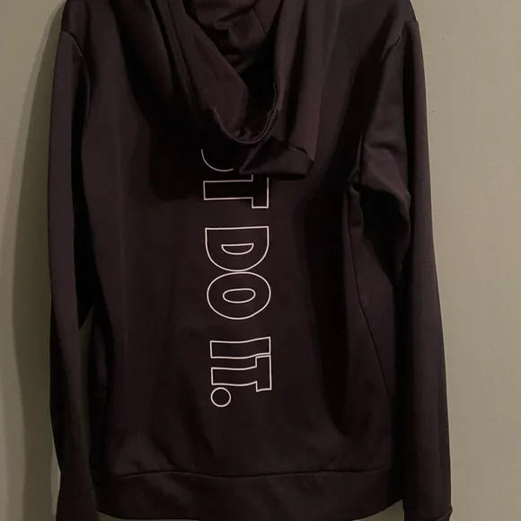 Nike hoodie with just do it logo in the back - Picture 2 of 2